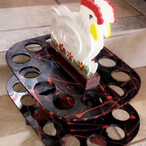 Kitchen necessities: Egg or spice holder